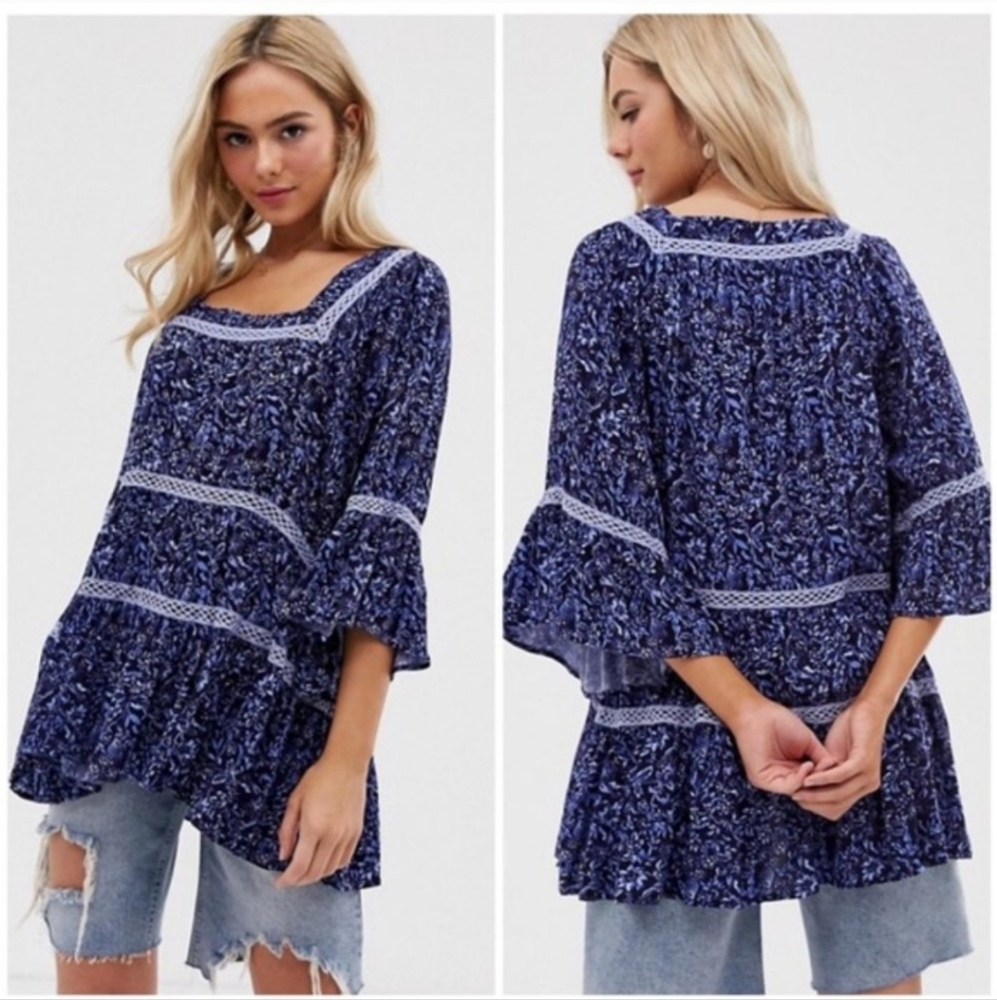 Free People Talk About It Boho Tunic Top In Blue Floral Lace Size XS